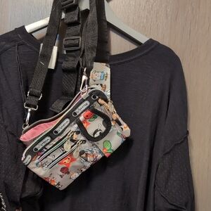 LeSportsac Black and Pink Crossbody/Fanny  Pack with Adjustable Straps
